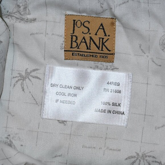 Jos. A. Bank Men's US Sz 44 Reg 100% Silk Pleated Front Olive Green Dress Shorts - Picture 3 of 5